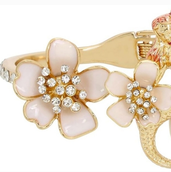 🔹️Betsey Johnson🔹️ Bracelet Shell Yeah Mermaid Hinge Bangle Seashell Crystal - Picture 7 of 7